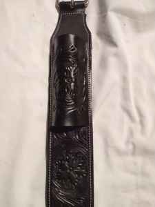 Cincha de Silla de Montar Occidental Resistente y de Venta Caliente |   Diseño de Trenzado y Herramientas Florales |   Accesorio de Cuero |   Fabricante Mayorista - Product Image 2