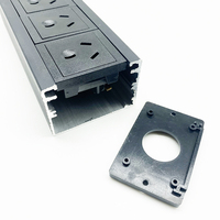 Profilé en U en aluminium extrudé avec revêtement en poudre en alliage 6063 pour cadre de boîtier PDU personnalisé