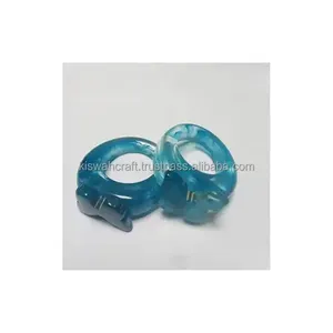 Design moderne et fantaisie bagues en résine faites à la main fabricant pour forme ronde fille fête porter des bijoux de mariage aux meilleurs tarifs - Product Image 1
