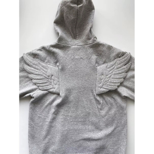 Sweat-shirt à capuche gris pour femme, broderie professionnelle Aile d'ange, style Kawaii, avec décoration d'aile au dos et logo personnalisé - Product Image 3