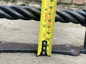 Poignée de portail traditionnelle en fer forgé résistant à la rouille, design corde torsadée, finition peinte, installation facile - Product Image 5