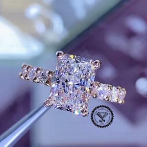 แหวนหมั้นเพชรทรงเรเดียนท์คัท 2.50 กะรัต เพชรเลี้ยงในห้องปฏิบัติการ: วงแหวนโรสโกลด์แบบ Eternity - Product Image 4