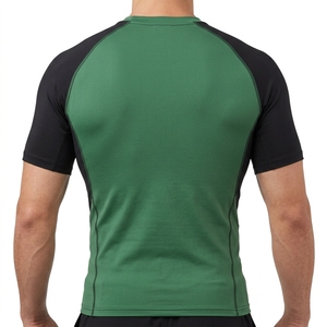 Camiseta de Compresión para Hombre, Manga Corta, Estilo Bape, Color Verde y Negro, para Entrenamiento, Fitness y Deportes - Product Image 2