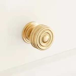 Pomos de Puerta Metálicos con Acabado Dorado, Manijas Decorativas para Puertas Interiores y Exteriores, Herrajes Decorativos - Product Image 3