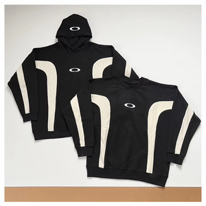 Sudadera con Capucha Negra de Manga Larga para Hombre con Ribete en Contraste, Estilo Casual, Corte Regular, Ropa de Algodón Tejido - Product Image 3