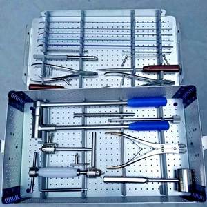 ชุดเครื่องมือยืดหยุ่นสำหรับทำเล็บ ชุดเครื่องมือผ่าตัดกระดูกและข้อ พร้อมกล่องเก็บ วัสดุสแตนเลส คุณภาพมาตรฐานอเมริกาและยุโรป - Product Image 3