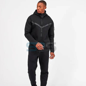 Chaqueta Deportiva 2 en 1 Personalizada con Logotipo de Marca Privada, Unisex, de Invierno, Color Sólido, Ligera, Impermeable, Diseño Deportivo, Mezcla de Poliéster/Algodón - Product Image 1