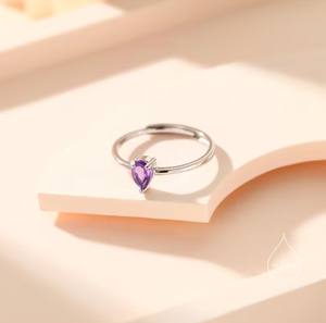 Anillo de Amatista Natural en Plata de Ley, Corte Pera de 4x6mm, Talla Ajustable, Anillo de Amatista Genuina, Piedra de Nacimiento de Febrero - Product Image 1