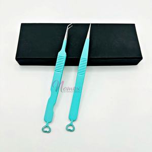 Deux pièces de pince à cils bleu ciel charmante pince à épiler avec coeur sur le fond pince à cils personnalisée - Product Image 6