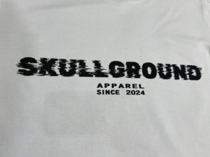 Camisetas gráficas de streetwear extragrandes, personalizadas, de alta calidad, con logotipo impreso en DTG, DTF, serigrafía o puff print, con MOQ bajo para OEM. - Product Image 4
