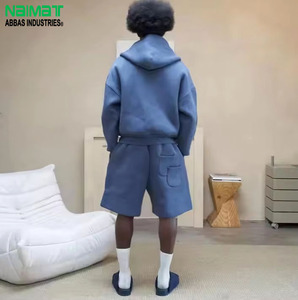 Conjunto de Sudadera con Capucha y Pantalones Cortos de Color Sólido para Hombre de Naimat Abbas Industries, Ropa Casual de Verano, Tejido Transpirable - Product Image 3