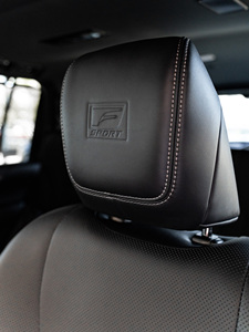 SUV de Lujo Estilo F SPORT LX 600 2025 USADO – Vehículo Todoterreno Premium 4x4 de Tamaño Completo - Product Image 2