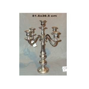 Elegante Candelabro Decorativo de Cinco Brazos, Aluminio con Acabado Plateado Pulido, Sin Plomo, Hecho a Mano, Ecológico, Duradero, Decoración para el Hogar - Product Image 2