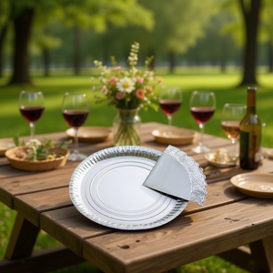 Plateau en papier argenté jetable PLATO DE PAPEL Plata pour servir des aliments, assiettes jetables écologiques et élégantes - Product Image 2