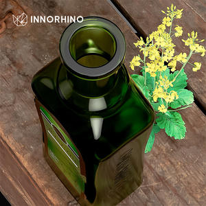 INNORHINO 500ml Botella de vidrio de aceite de oliva verde oscuro con tapa dispensadora de marasca cuadrada Almacenamiento de cocina recargable - Product Image 3