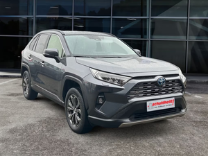 Toyota RAV4 2024 – SUV Híbrido Premium con Tracción en las Cuatro Ruedas, Comodidad y Características Avanzadas - Product Image 3
