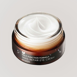 Crema hidratante para el rostro Mizon Snail Repair EyeCream 15ml, crema facial de baba de caracol, crema facial para hombres, crema para el brillo facial, cremas faciales coreanas - Product Image 3