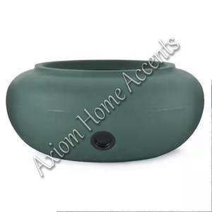 Pot de tuyau d'arrosage en métal élégant avec poignées décoratives par Axiom Home Accents pour organiser les tuyaux dans le jardin - Product Image 5