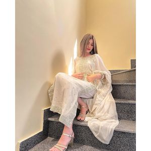 Conjunto de Fiesta para Mujer de Diseñador, Top Elegante con Dupatta y Sharara Completamente Cosido - Product Image 4