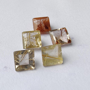 Piedra Preciosa Natural de Rutilo Dorado, Corte Cuadrado Facetado, Piedra Suelta Calibrada para Joyería - Product Image 1
