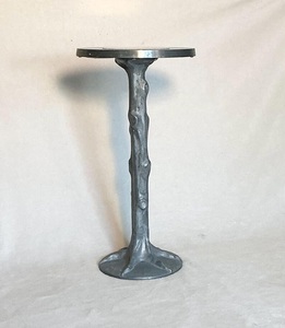 โต๊ะบาร์ทรงแท่นสไตล์เรียบง่าย ดีไซน์กิ่งไม้ ท็อปทรงกลม ฐานแข็งแรง ขนาดกะทัดรัด เหมาะสำหรับตกแต่งบ้านอย่างมีเอกลักษณ์ - Product Image 2