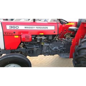 Tractor Massey Ferguson de 60HP con bajo consumo de combustible entregado a Togo - Product Image 5