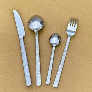 Juego de cubiertos de acero inoxidable fantástico y muy solicitado, ideal para bodas y eventos - Product Image 4