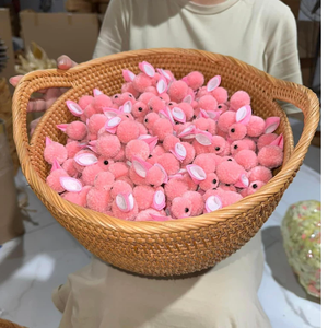 Cesta de Boda Ovalada de Ratán Natural Hecha a Mano con Asas de Ninh Binh por Vinagreen para Decoración del Hogar - Product Image 3
