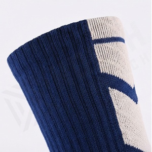 Chaussettes de football professionnelles personnalisées MQ005, respirantes, anti-dérapantes, absorbant l'humidité, durables, couleur personnalisée - Product Image 4