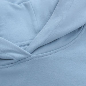 เสื้อฮู้ดผู้ชายสีเบจ ทรงปกติ ผ้าฝ้ายฟลีซ 100% มีกระเป๋าหน้า สไตล์วินเทอร์ แนวอาร์แวน์ทการ์ด คูลเจอร์ ใส่สบาย - Product Image 5