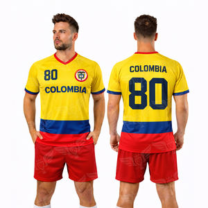 Conjunto de Camiseta y Pantalones Cortos de Fútbol Estilo Colombia Personalizado, Uniforme de Entrenamiento de Fútbol Personalizado Amarillo, Azul y Rojo - Product Image 1