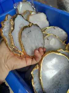 แผ่นรองแก้วหินอาเกตแท้ขายส่ง ขอบทองขัดเงา ดีไซน์กันน้ำลายจีโอด - Product Image 3