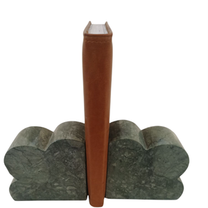 Sujetalibros de Piedra Hecho a Mano con Forma de Nube Tallada, Escultura Decorativa para Decoración del Hogar - Product Image 1