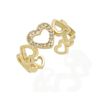 Anillo de Eternidad con Corazón Ondulado y Cristales Pavé, Plata de Ley 925 Chapada en Oro - Product Image 1