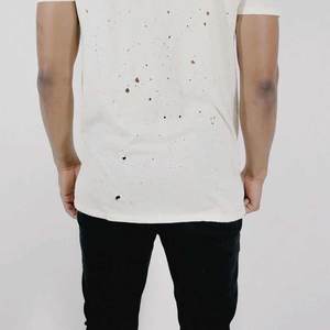 T-shirts déchirés à épaules tombantes pour hommes, 100 % coton, légers, impression de logo personnalisée, service OEM. - Product Image 6
