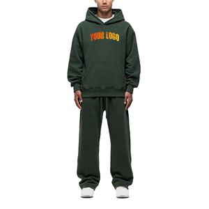 Conjunto de Sudadera con Capucha y Pantalones Deportivos con Logotipo Personalizado |   Chándal de Forro Polar Grueso Verde Oscuro |   Ropa Urbana de Marca Privada OEM - Product Image 1