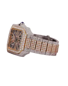 Montre-bracelet à quartz intelligente de luxe personnalisée pour homme, avec cadran squelette bicolore et sertissage de moissanite et de diamants blancs - Product Image 3