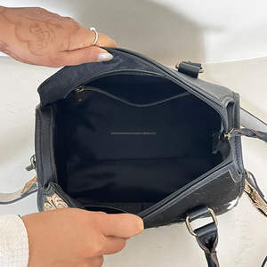 กระเป๋าเดินทางหนังวัวแท้ทำมือสไตล์วินเทจ รุ่นใหม่ล่าสุด ราคาโรงงาน สำหรับผู้หญิง - Product Image 6