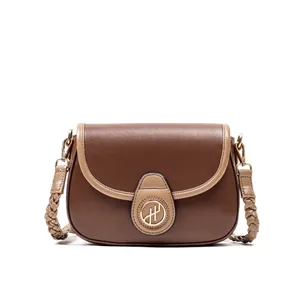 กระเป๋าหนังสังเคราะห์พรีเมียม Hody Ayana แบบสะพายไหล่/สะพายข้าง สายสะพายยาวแบบถัก ปิดด้วยซิป ซับในผ้าซาติน เหมาะสำหรับทุกฤดูกาล - Product Image 2