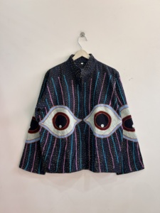 Chaqueta Bordada a Mano Estilo Vintage Kantha con Ojo Turco, Abrigo Hippie para Mujer - Product Image 2