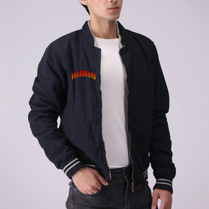 Veste universitaire en laine personnalisée de haute qualité, unisexe, col montant, logo sur le devant, pour le basketball - Product Image 4