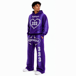 Conjunto de Sudadera con Capucha y Pantalones Deportivos para Hombre, Personalizado con Bordado Desgastado, Resistente al Viento, Transpirable, con Pedrería, Efecto Deslavado al Sol y Lavado Ácido - Product Image 3