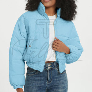 Chaqueta corta acolchada de invierno para mujer, personalizada, talla grande, de poliéster, impermeable y cálida, con botones. - Product Image 3