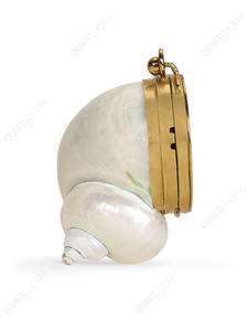 Pochette de soirée en coquillage naturel Turbo Shell avec cadre doré, sac à main de luxe au style côtier pour l'exportation OEM - Product Image 3