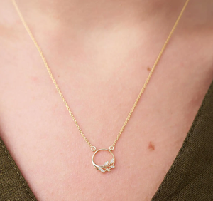 จี้เพชรทรงกลมเจียระไนแบบบริลเลียนท์ 18K ทองคำขาว ประดับเพชรเลี้ยงในห้องปฏิบัติการ สร้อยคอหรูหราสำหรับงานแต่งงาน - Product Image 4