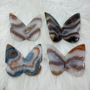 คริสตัลบำบัดอัญมณีรูปผีเสื้ออาเกตธรรมชาติขนาด5ซม. ทำจากหินอัญมณีธรรมชาติแบบอินโดนีเซีย - Product Image 5