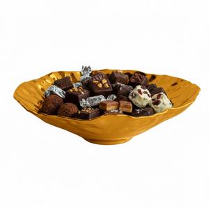 Tazones Decorativos para Servir Chocolate de Estilo Clásico, Tazón de Metal Martillado Dorado de Alta Calidad con Base de Madera, Tazón para Servir Dulces - Product Image 5