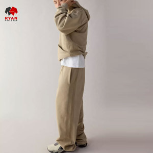 Chándal para Hombre Ryan Pro Gear, Diseño Personalizado, Tela Cómoda, Corte Regular, con Logotipo Personalizado, Ropa Casual - Product Image 4