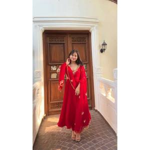 Belle fête porter haut-bas et Dupatta ensemble taille XL look élégant - Product Image 5