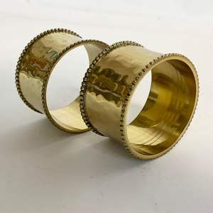 Elegante Anillo para Servilletas de Metal Diseñado para una Experiencia Gastronómica Elegante con Aspecto Decorativo y Cuerpo Metálico Resistente - Product Image 1